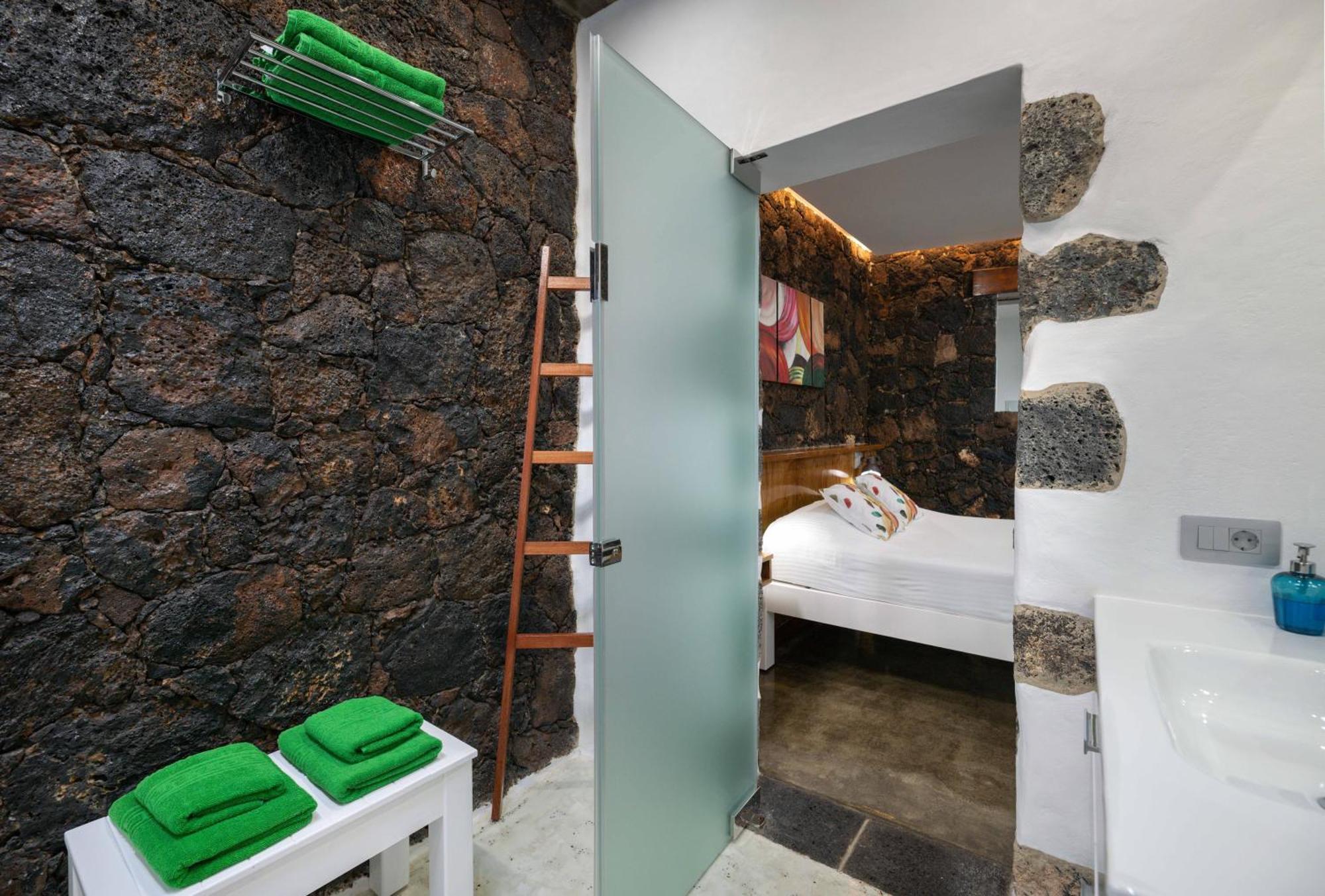 Apartamento Los 4 Nobles ตินาโค ภายนอก รูปภาพ